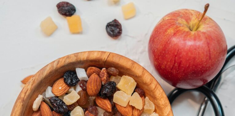 Going Green: Tips for Sustainable Shopping and Eco-Friendly Choices